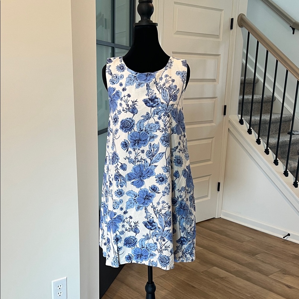 Women’s Dress-Purchased from Red Dress Boutique